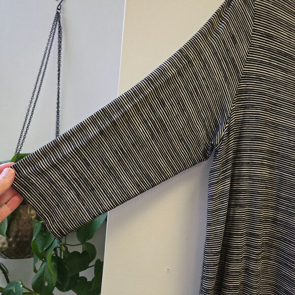 J. Jill Wearever Collection Striped Black & White 3/4 Sleeve Tunic Top Womens Si - Picture 3 of 8